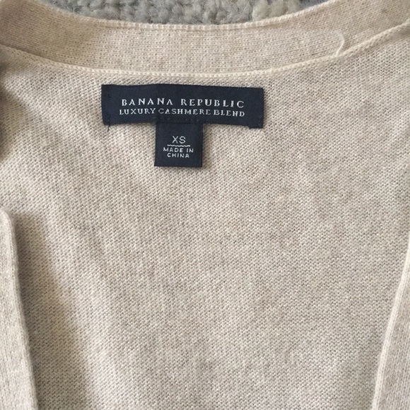 BR Luxury Cashmere Blend Vest - Picture 2 of 5